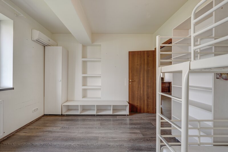 13 Septembrie - Str. Baltaretului- apartament 5 camere -147 mp-COMISION 0%
