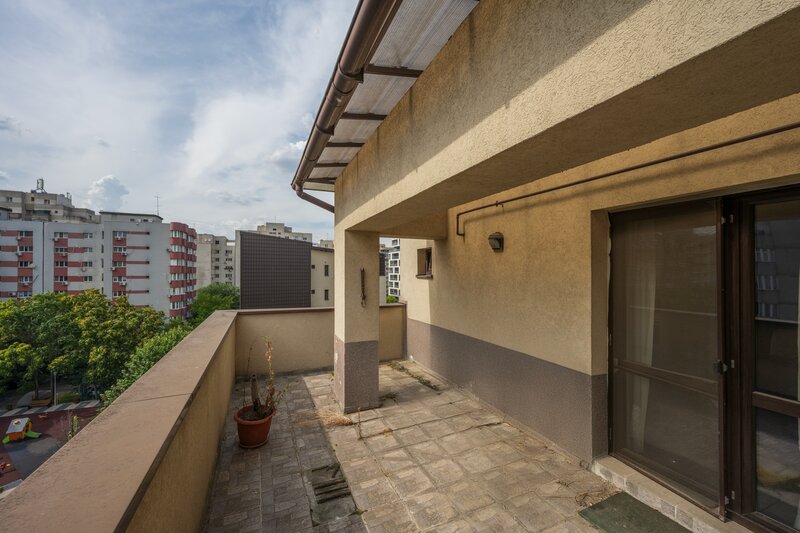 13 Septembrie - Str. Baltaretului- apartament 5 camere -147 mp-COMISION 0%